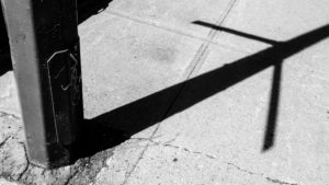 Mort sur le trottoir