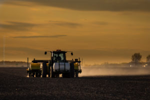 Poussière des champs - Field Duster 2 - Web