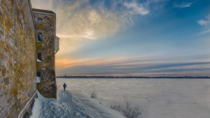 Seul à la brunante-Web